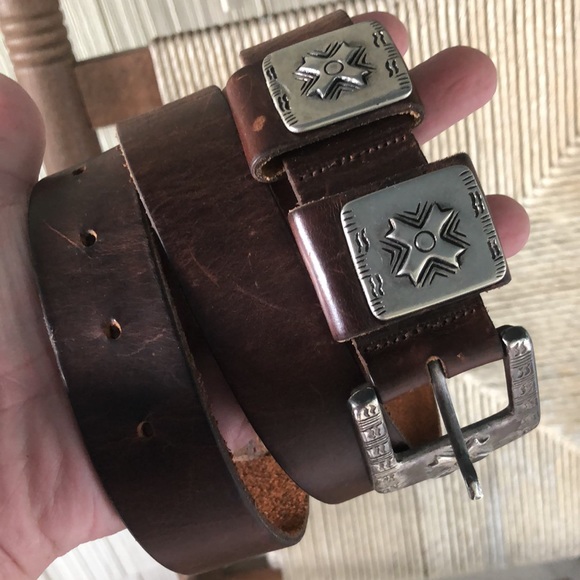 Vintage Italian Leather Belt Size Medium Brown Silver Hardware Southwest Design - Picture 10 of 16